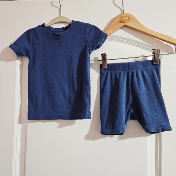 Old Navy Pajama Set - Picture 1 of 3